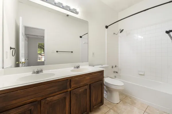 $350,000 | 1105 Woodview Drive, Leander, TX 78641