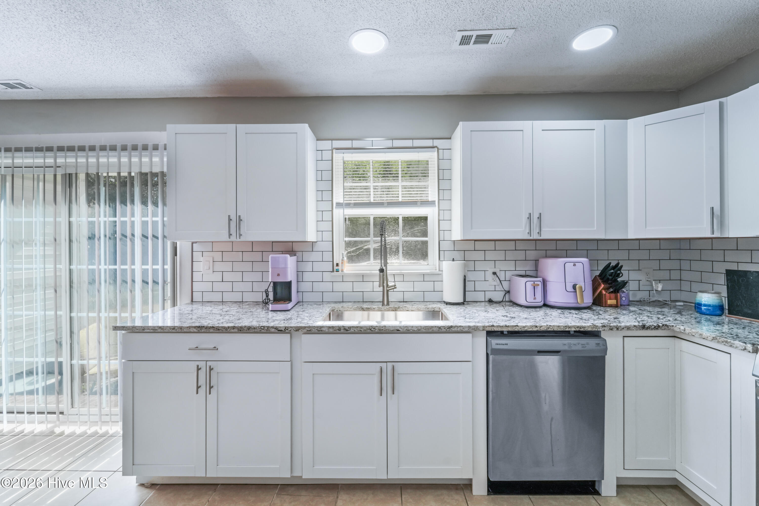 185 Liberty Park Road Jacksonville, NC 28540 - Photo 11 of 35 DSC08862