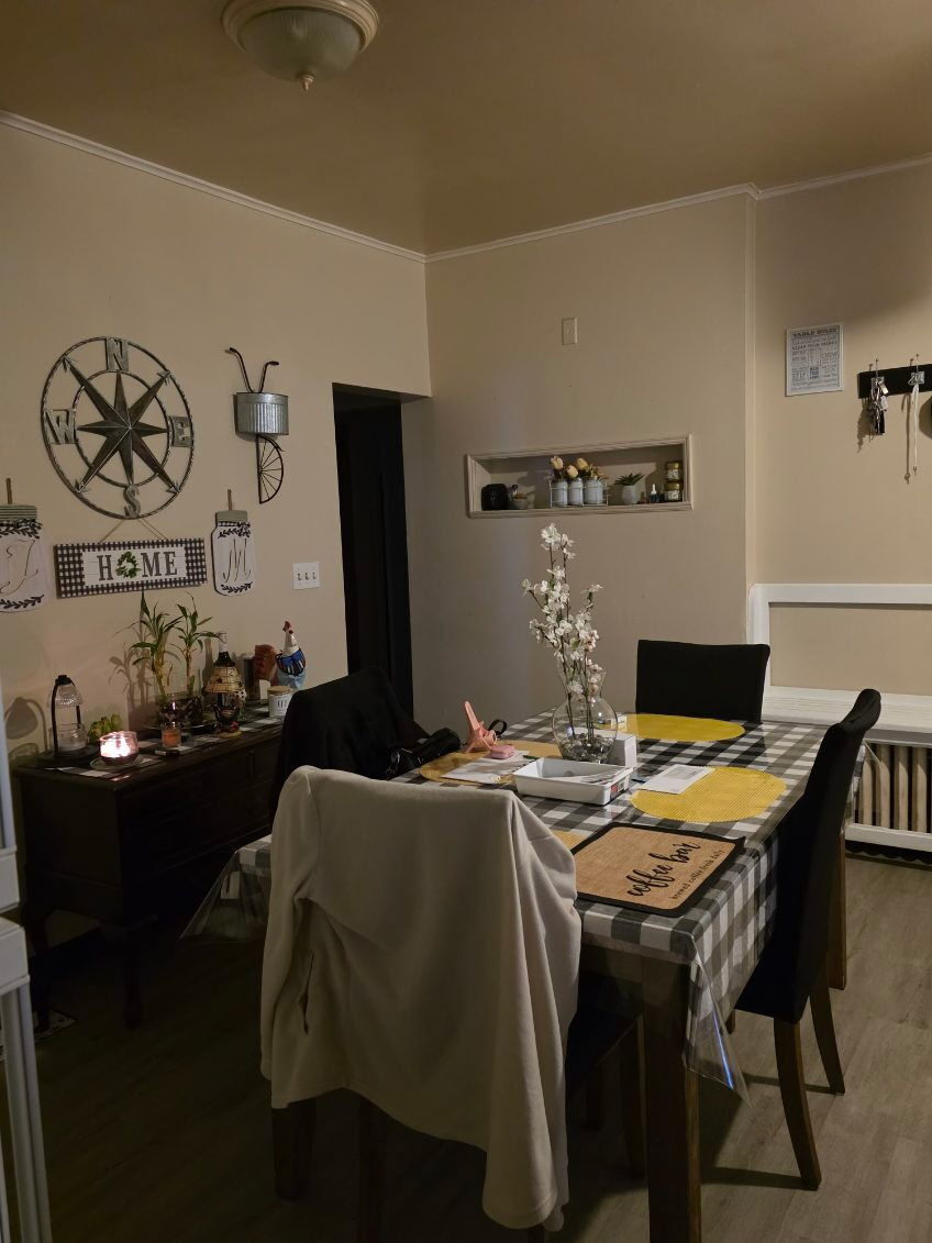 274 Park Street Bridgeport, CT 06608 - Photo 26 of 28 a view of a dining room with furniture