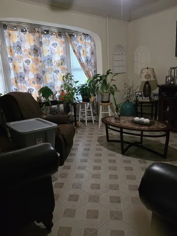 $565,000 | 274 Park Street, Bridgeport, CT 06608