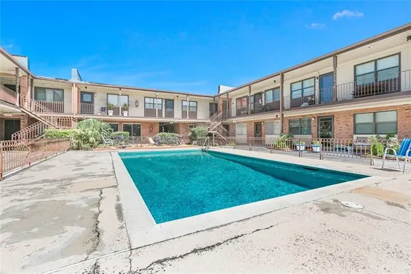 $82,000 | 6901 Veterans Boulevard, Unit 27, Metairie, LA 70003