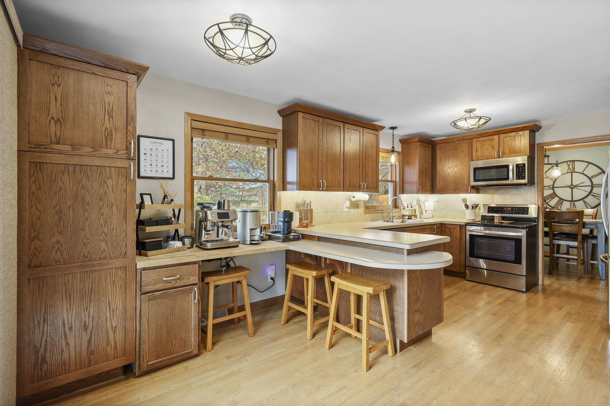 938 Johnson Street Oregon, WI 53575 - Photo 12 of 50