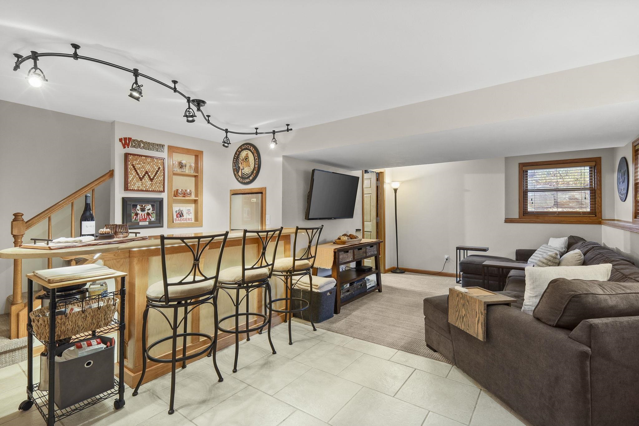 938 Johnson Street Oregon, WI 53575 - Photo 29 of 50