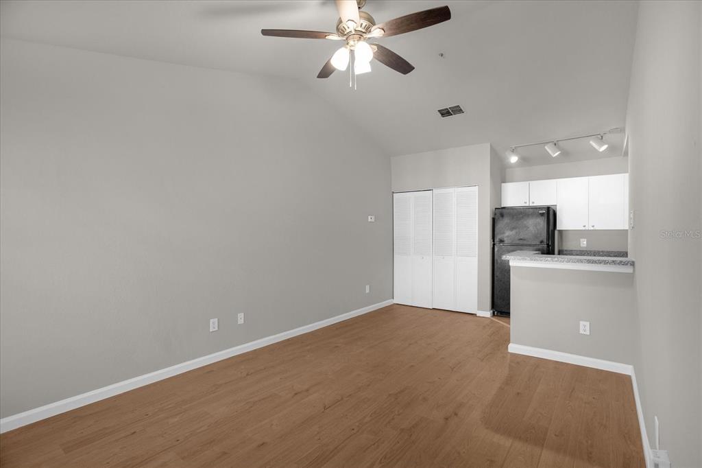 6376 Raleigh Street, Unit 2015 Orlando, FL 32835 - Photo 8 of 16 Gallery Image 8
