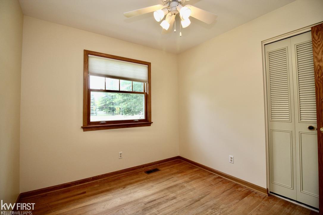 7258 Porter Road Grand Blanc, MI 48439 - Photo 25 of 47 50044313-24.JPG