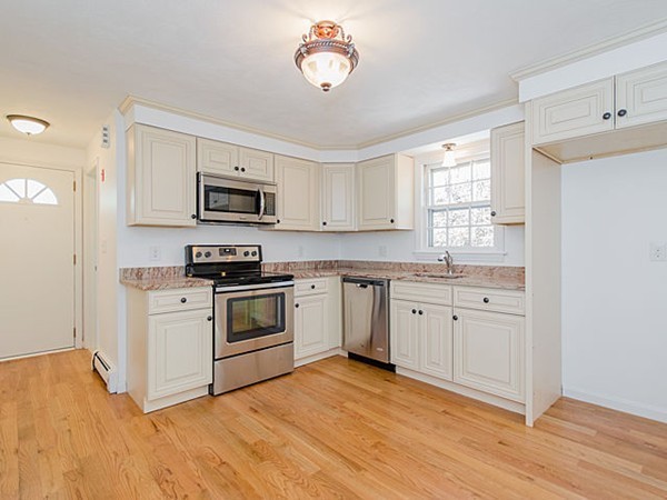 18 Intervale Road Waltham, MA 02453 - Photo 3 of 24 Gallery Image 3