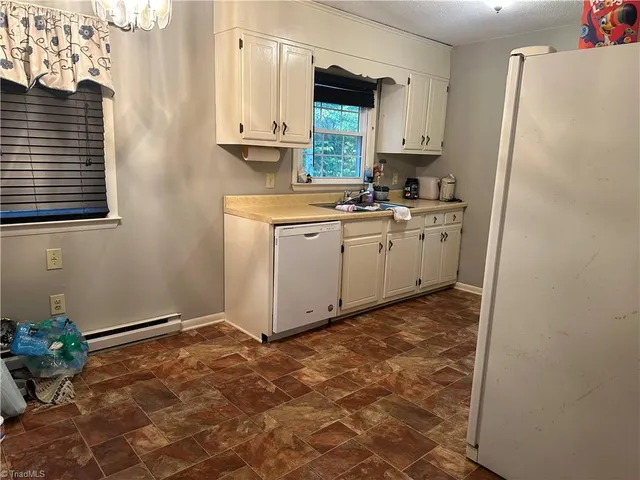 $149,900 | 175 Wedgewood Drive, Mount Airy, NC 27030