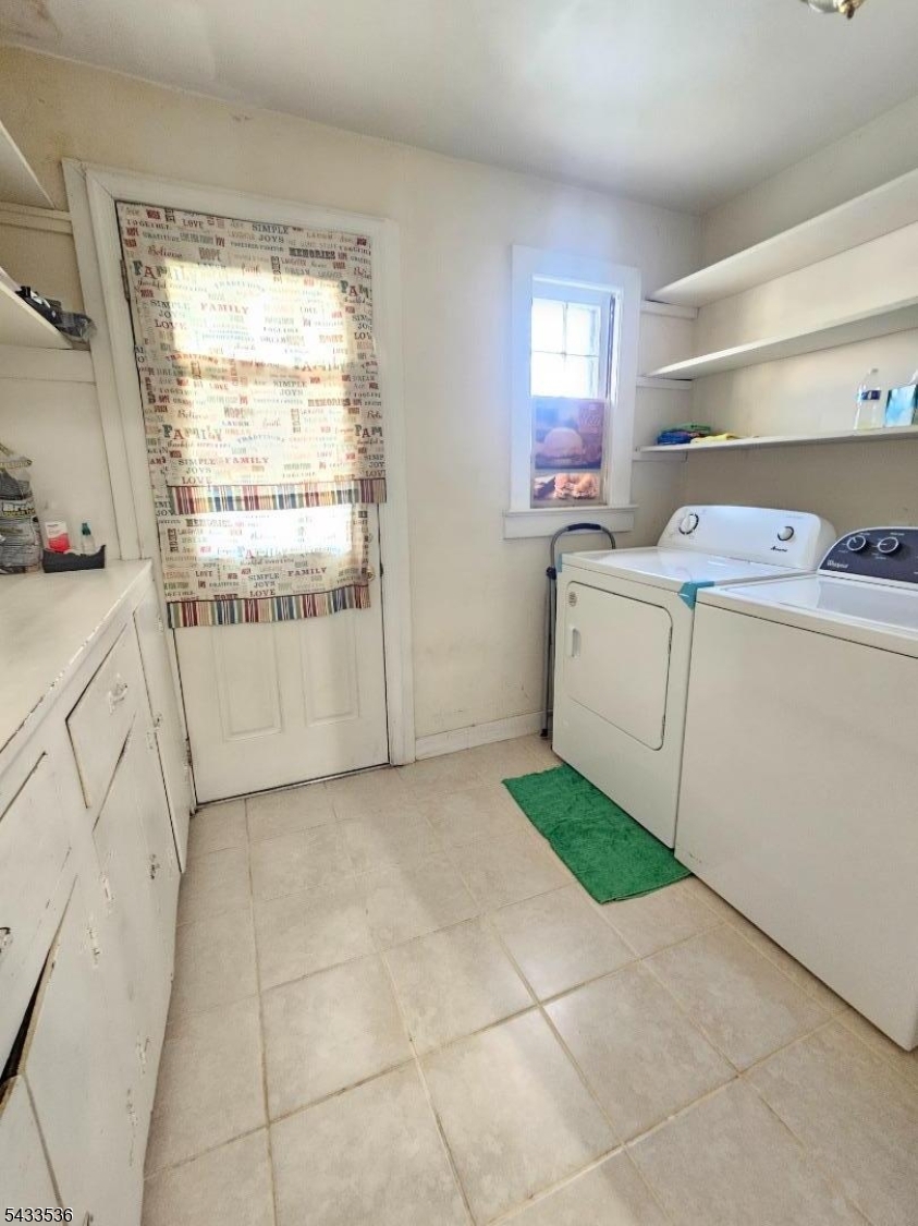 38 Thompson Street Raritan, NJ 08869 - Photo 7 of 15