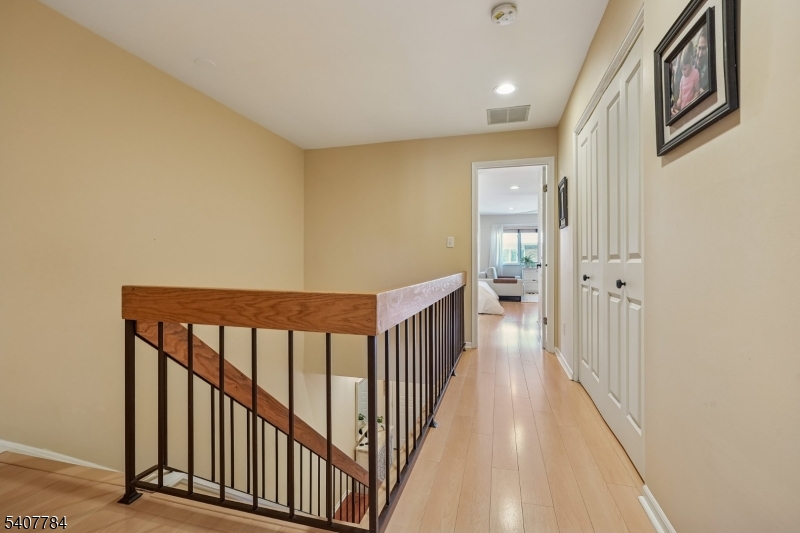 122 Hempstead Court Madison, NJ 07940 - Photo 13 of 25