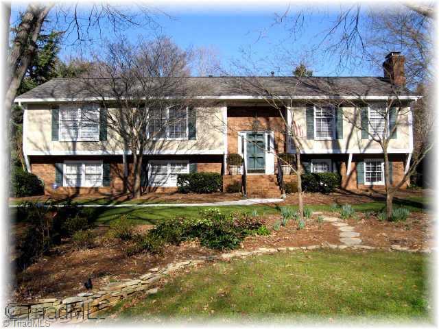 125 Waddington Road Clemmons, NC 27012 - Photo 1 of 8 Exterior Front.