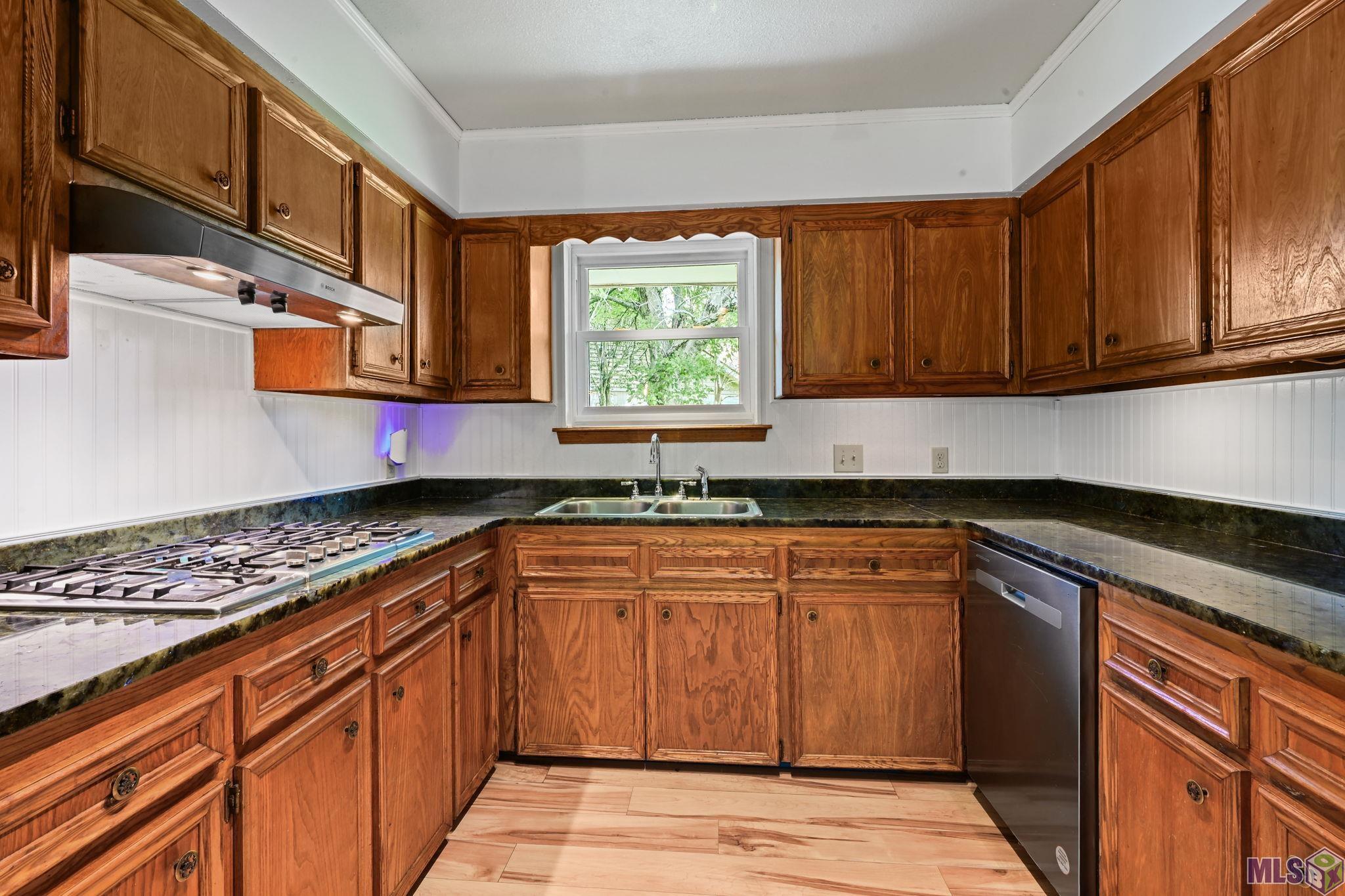 9924 Buttercup Drive Baton Rouge, LA 70809 - Photo 7 of 16