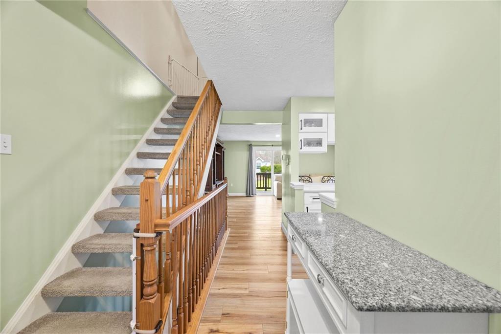 2796 Drake Court Gibsonia, PA 15044 - Photo 3 of 29 Gallery Image 3
