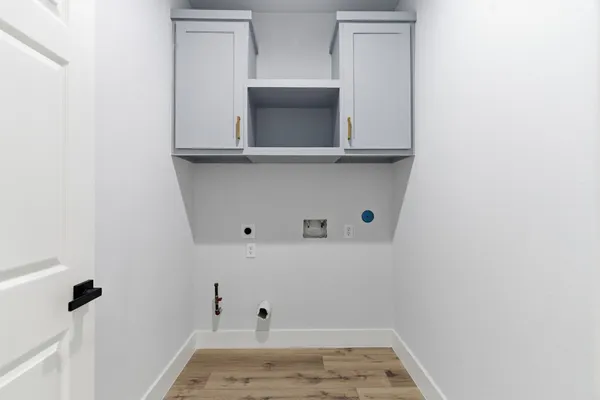 $2,600 | 7040 Kinney Street, Houston, TX 77087