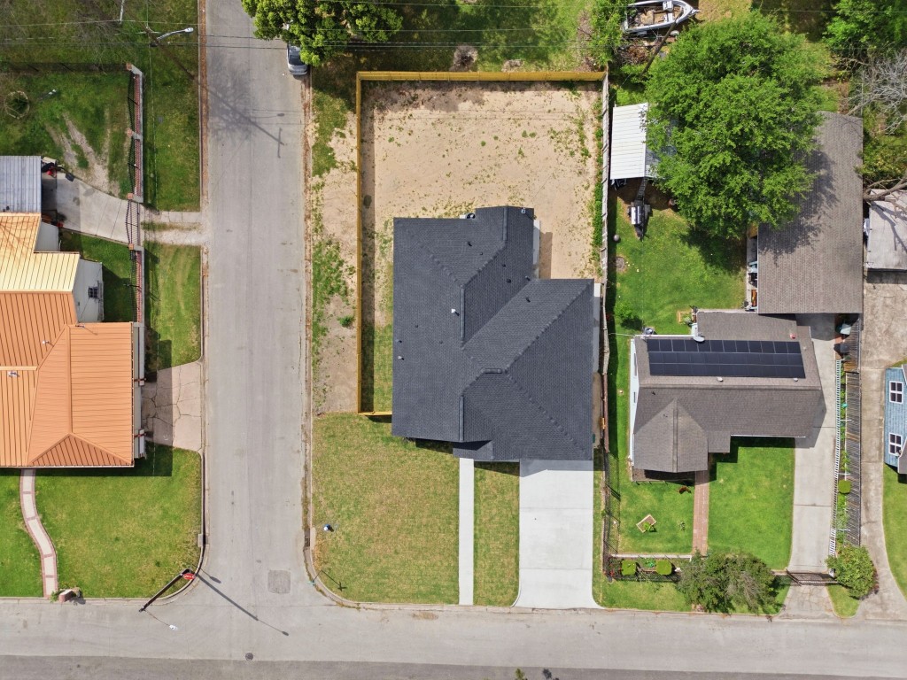 7040 Kinney Street Houston, TX 77087 - Photo 34 of 47