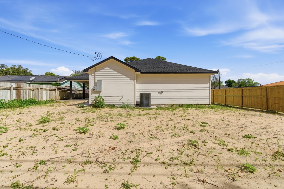 7040 Kinney Street Houston, TX 77087 - Photo 45 of 47