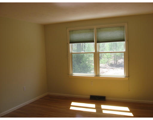 40 Country Road, Unit 40 Bellingham, MA 02019 - Photo 13 of 13 Gallery Image 13