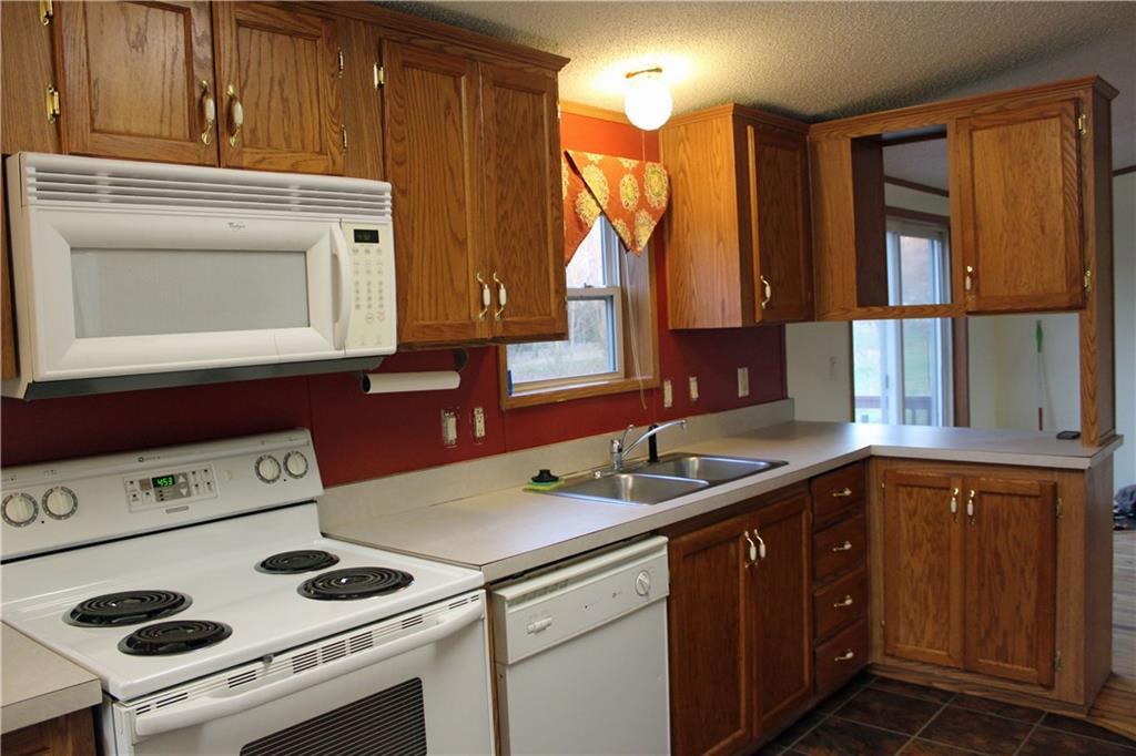 5641 Willow Dale Road Springfield, OH 45502 - Photo 3 of 19