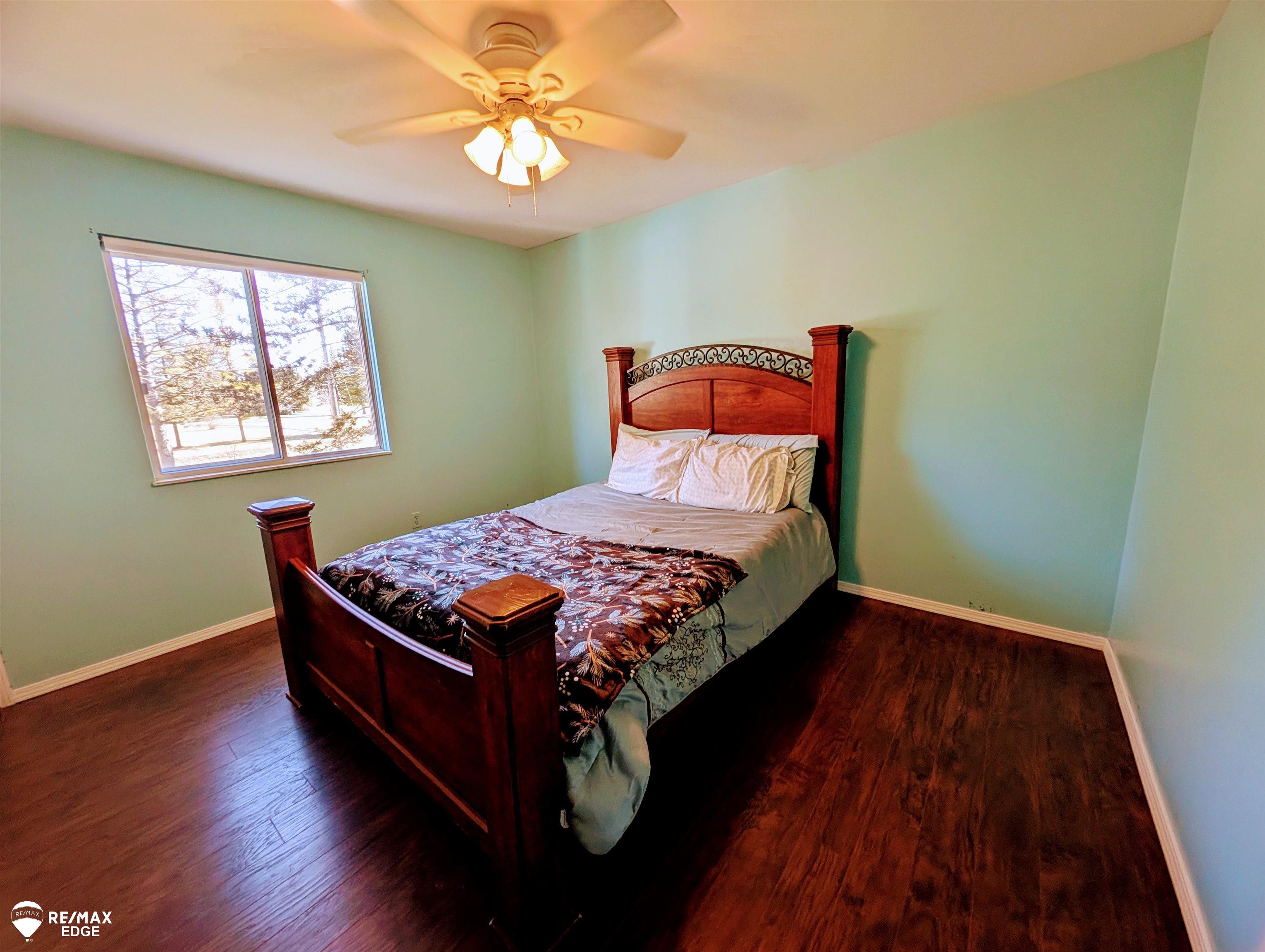 3177 North Oak Road Davison, MI 48423 - Photo 21 of 34 50168508-1785cff1-c541-48d0-989c-0ef2b978cc3e.JPG