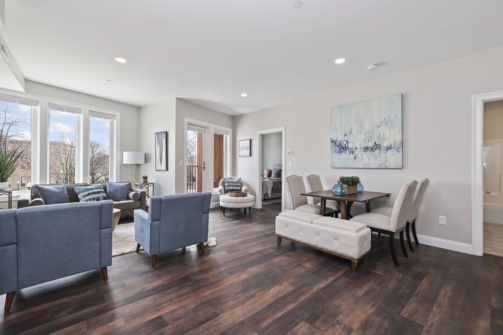 734 South Street, Unit 4 Boston, MA 02131 - Photo 13 of 42