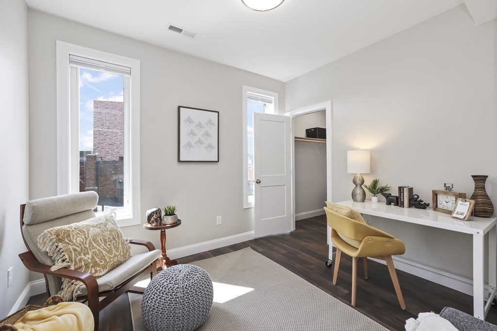 734 South Street, Unit 4 Boston, MA 02131 - Photo 24 of 42