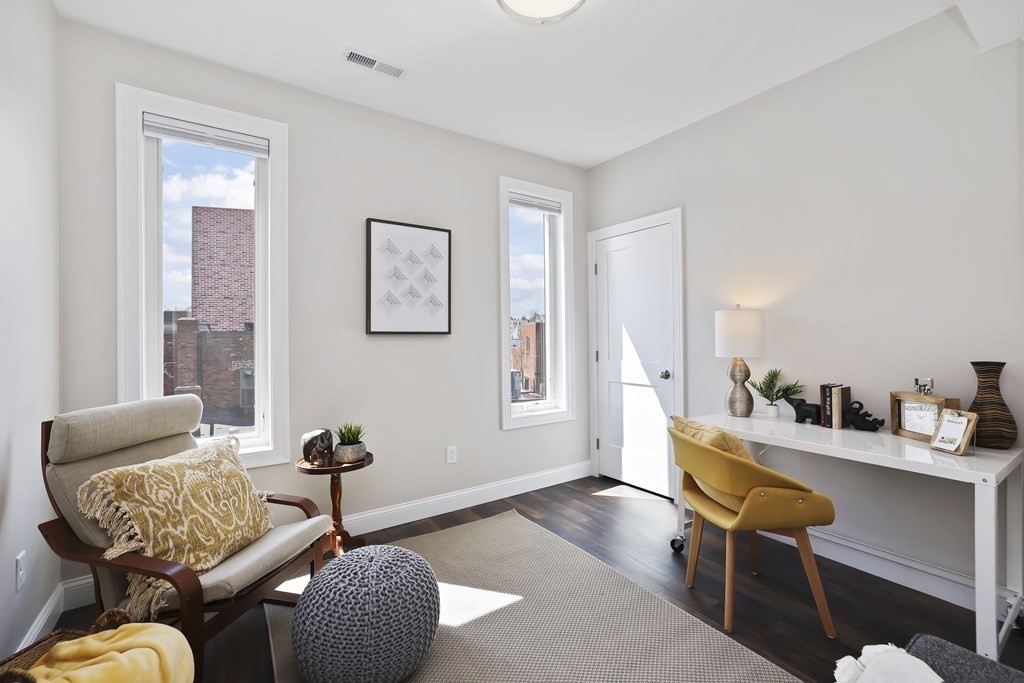 734 South Street, Unit 4 Boston, MA 02131 - Photo 25 of 42