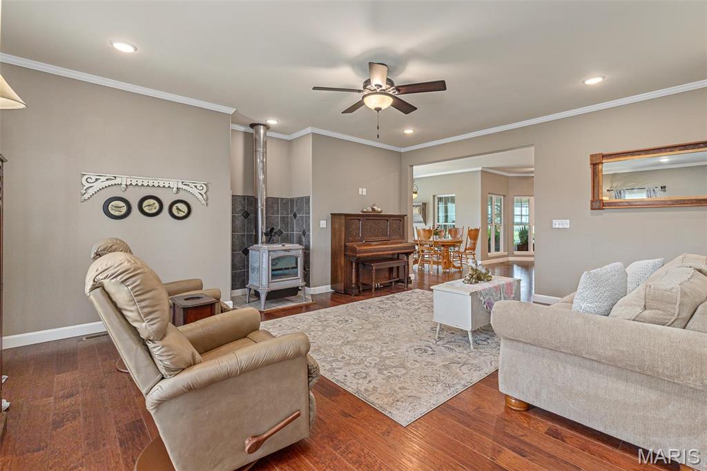 17305 Riverside Road Crocker, MO 65452 - Photo 8 of 96