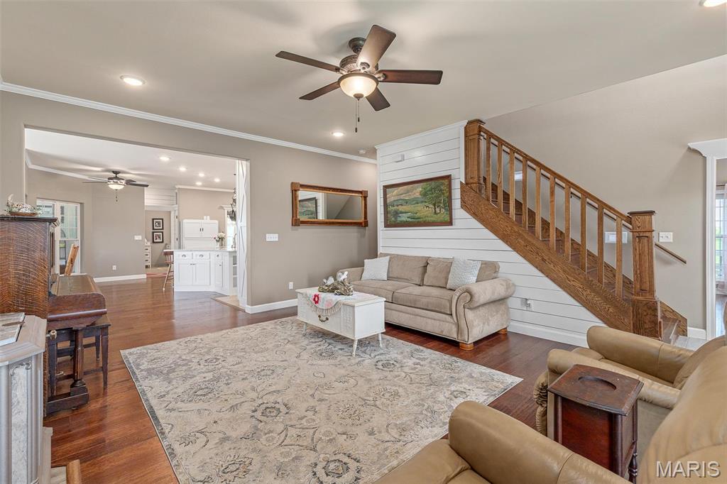 17305 Riverside Road Crocker, MO 65452 - Photo 9 of 96