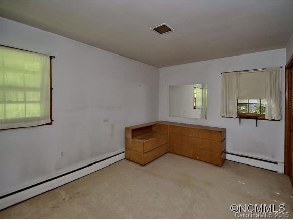92 Banjo Branch Road Mars Hill, NC 28754 - Photo 8 of 14 Gallery Image 8