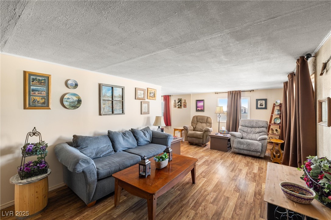 101 West Pechstein Road Pahrump, NV 89060 - Photo 5 of 33 Living room.