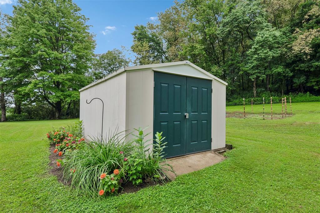 3100 Haberlein Road Gibsonia, PA 15044 - Photo 28 of 36 Gallery Image 28