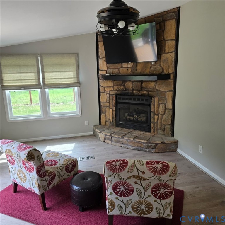 4535 Old Shore Road Blackstone, VA 23824 - Photo 2 of 30