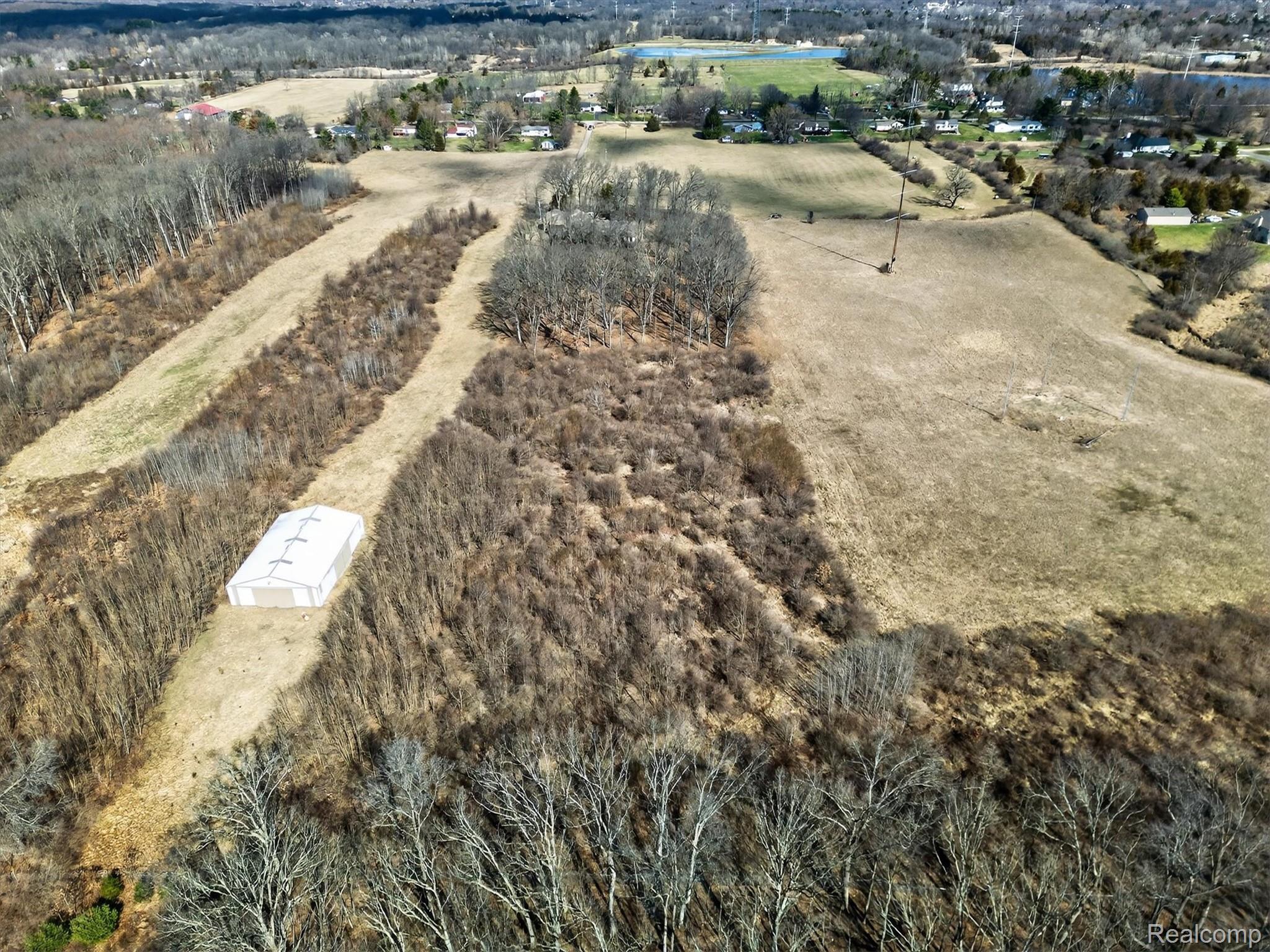 2551 Patterson Lk Road Pinckney, MI 48169 - Photo 93 of 95 Aerial