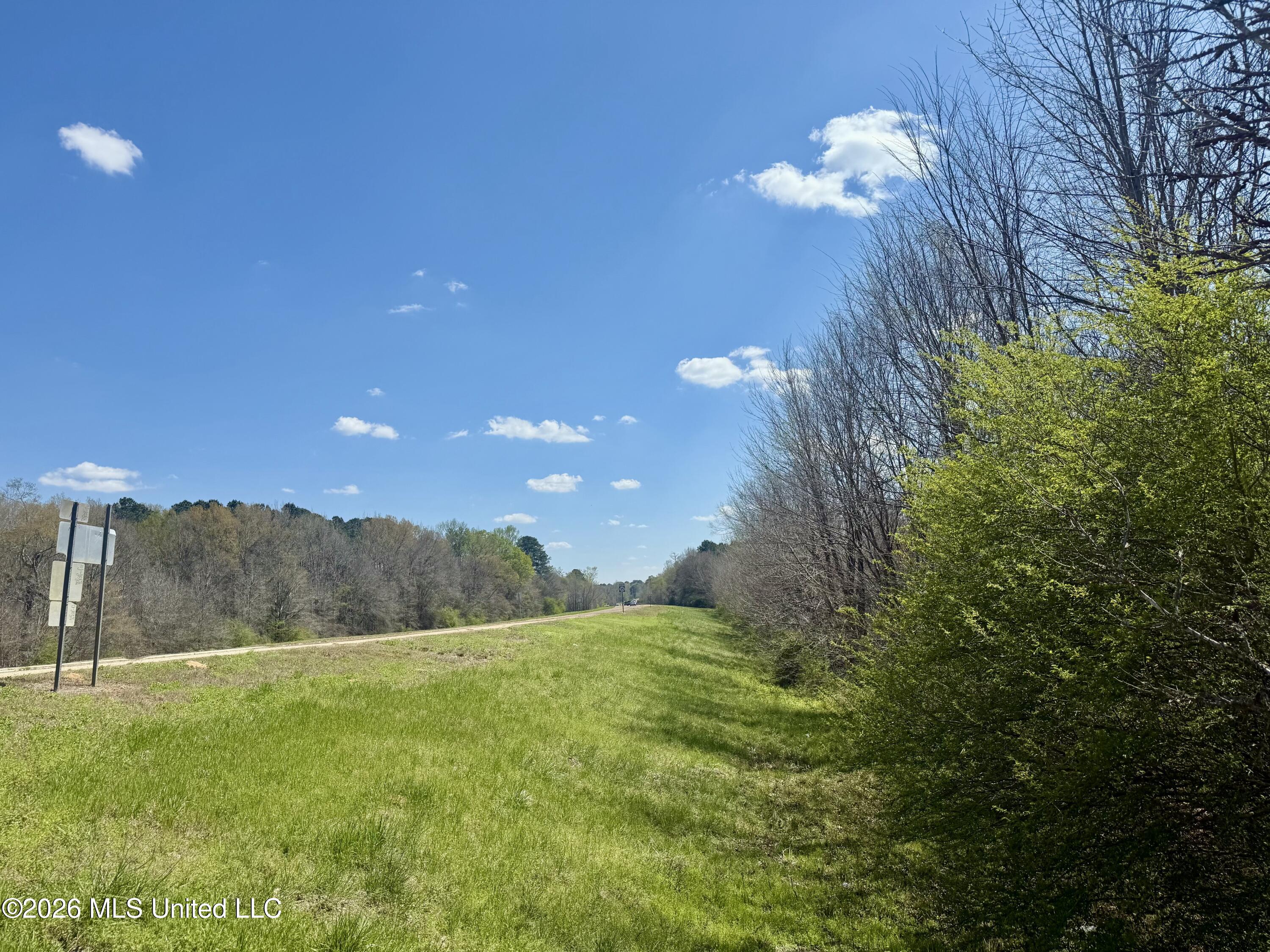 35 Highway 35 Carthage, MS 39051 - Photo 13 of 69 IMG_6414