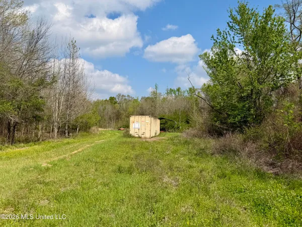 $412,360 | 35 Highway 35, Carthage, MS 39051