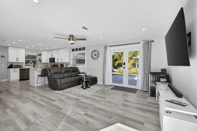 $5,000 | 2388 South Wallen Drive, Palm Beach Gardens, FL 33410