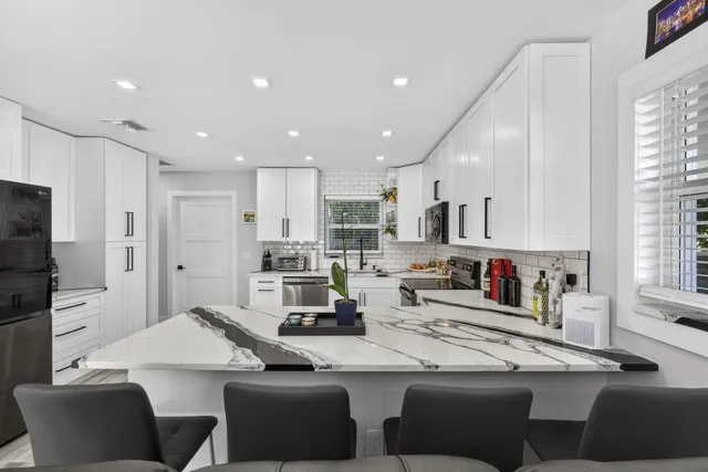 $5,000 | 2388 South Wallen Drive, Palm Beach Gardens, FL 33410