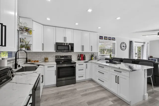 $5,000 | 2388 South Wallen Drive, Palm Beach Gardens, FL 33410