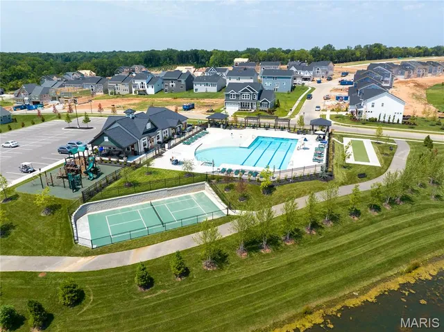 $699,900 | 837 Memsie Drive, O'Fallon, MO 63368