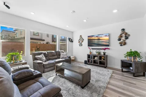 $899,000 | 10129 Hercules Way, Spring Valley, CA 91977