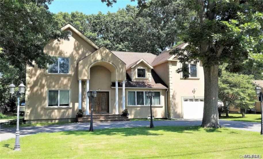 55 Harned Road Commack, NY 11725 - Photo 1 of 1