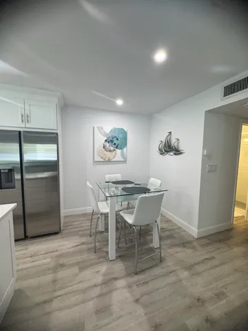 $2,000 | 404 High Point Boulevard, Delray Beach, FL 33445