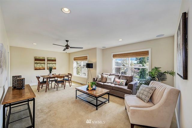 $1,746,000 | 17031 Northeast 114th Court, Redmond, WA 98052