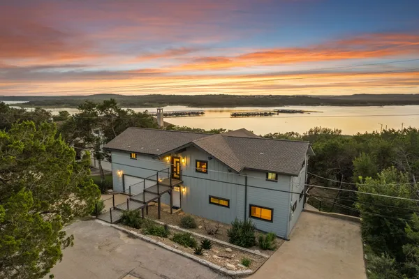 $875,000 | 6300 Lakeshore Drive, Lago Vista, TX 78645