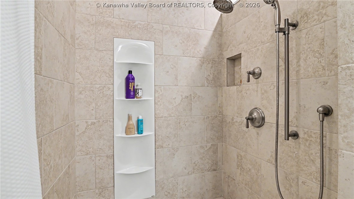 1405 Nottingham Road Charleston, WV 25314 - Photo 24 of 50 Gallery Image 24
