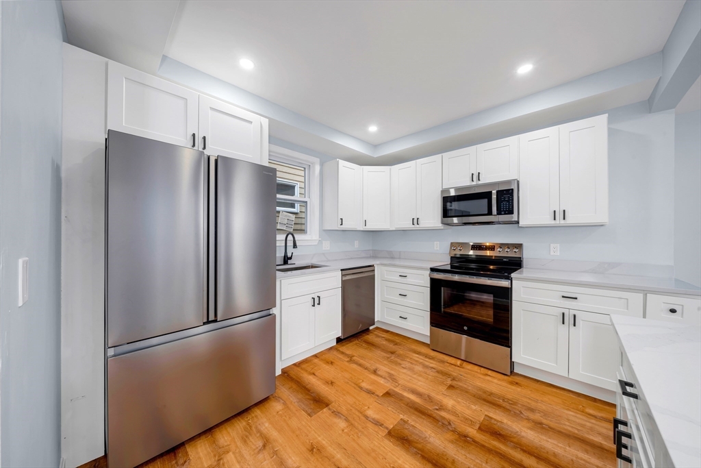 40 Grove Street Lynn, MA 01905 - Photo 3 of 42