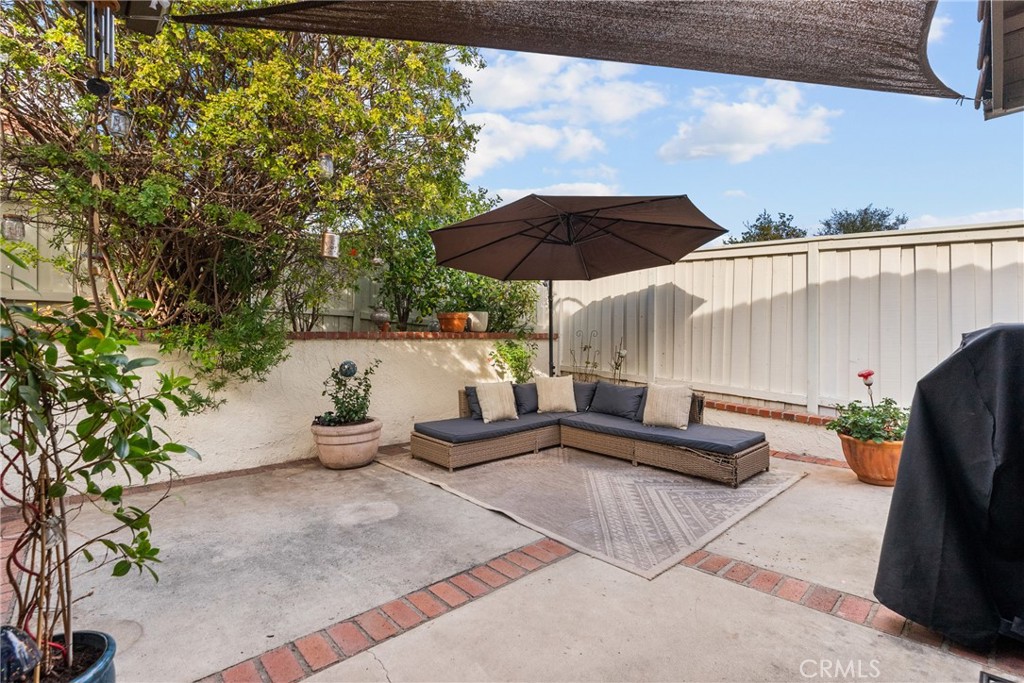 745 Wind Willow Way Simi Valley, CA 93065 - Photo 32 of 41
