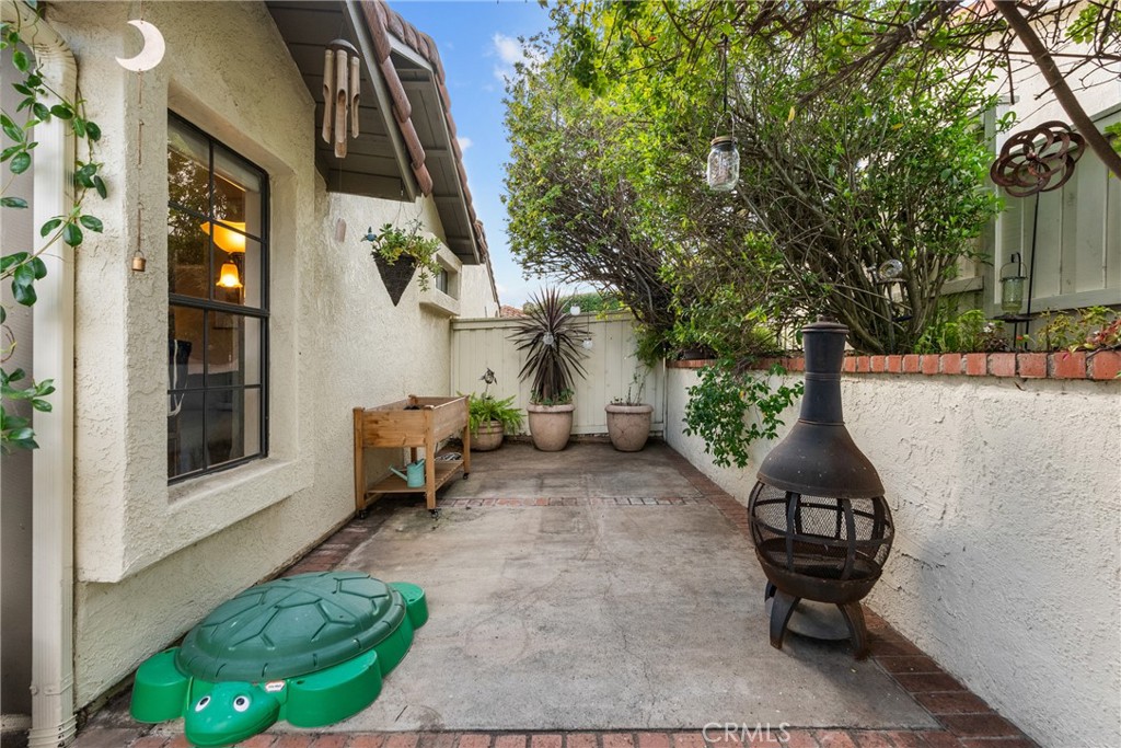 745 Wind Willow Way Simi Valley, CA 93065 - Photo 37 of 41