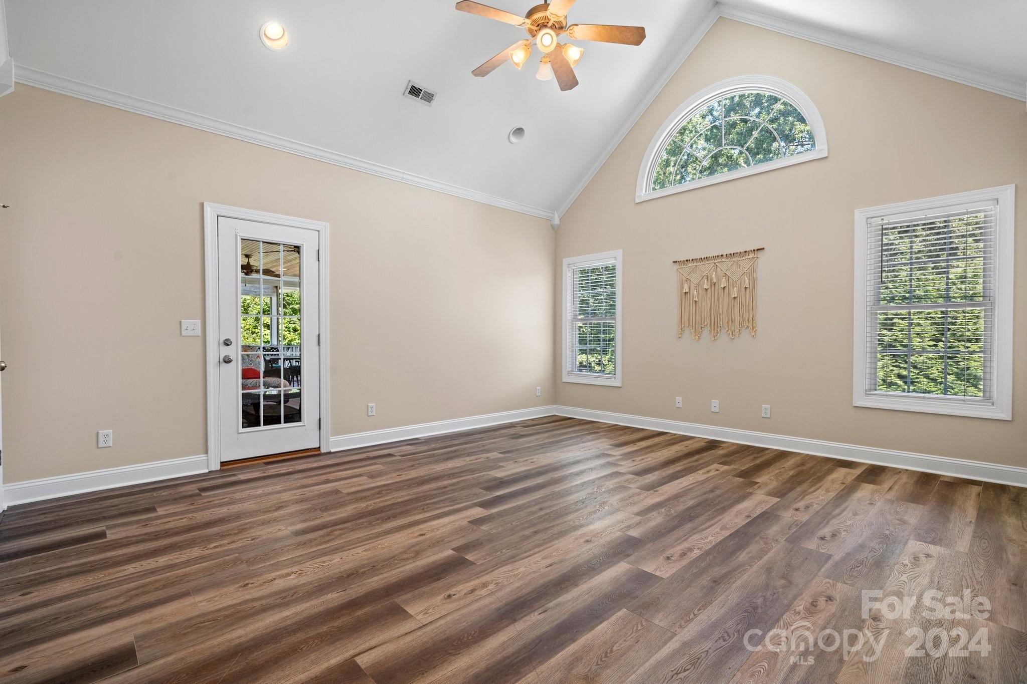 4002 Falling Creek Road Hickory, NC 28601 - Photo 19 of 48 Gallery Image 19