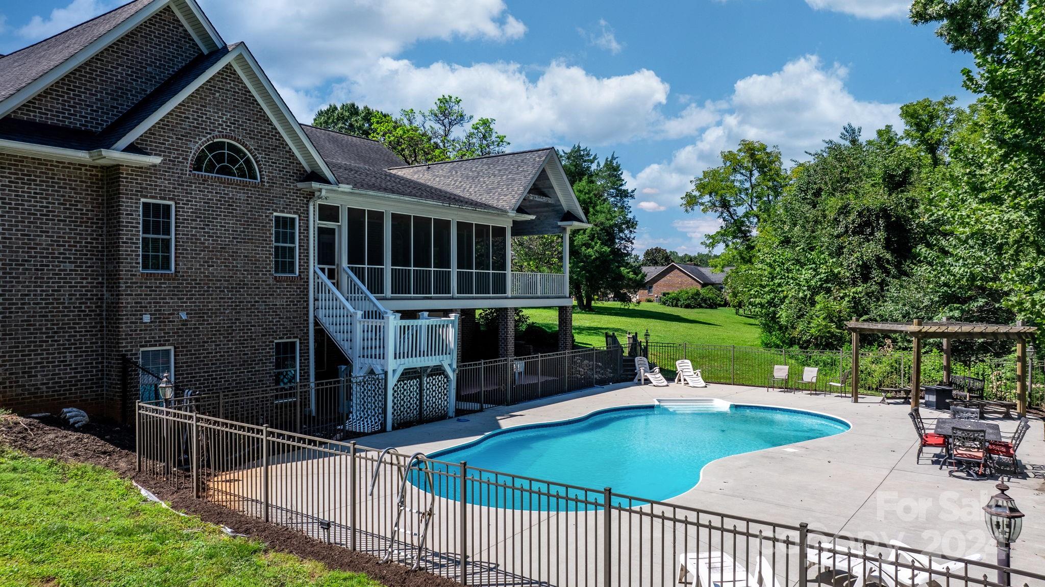 4002 Falling Creek Road Hickory, NC 28601 - Photo 41 of 48 Gallery Image 41
