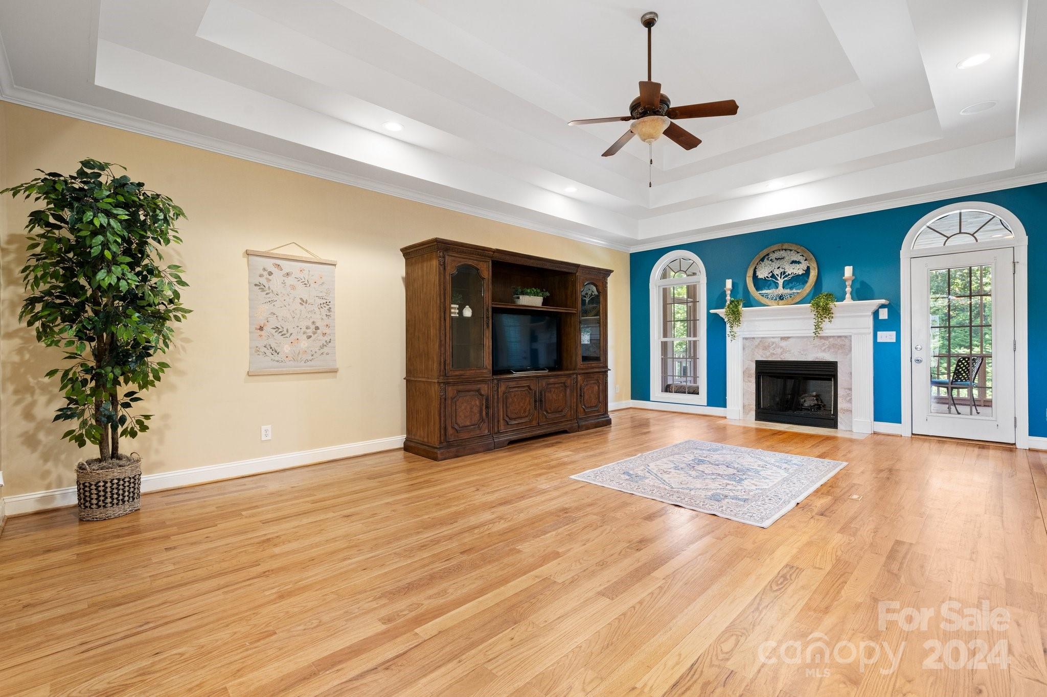 4002 Falling Creek Road Hickory, NC 28601 - Photo 7 of 48 Gallery Image 7